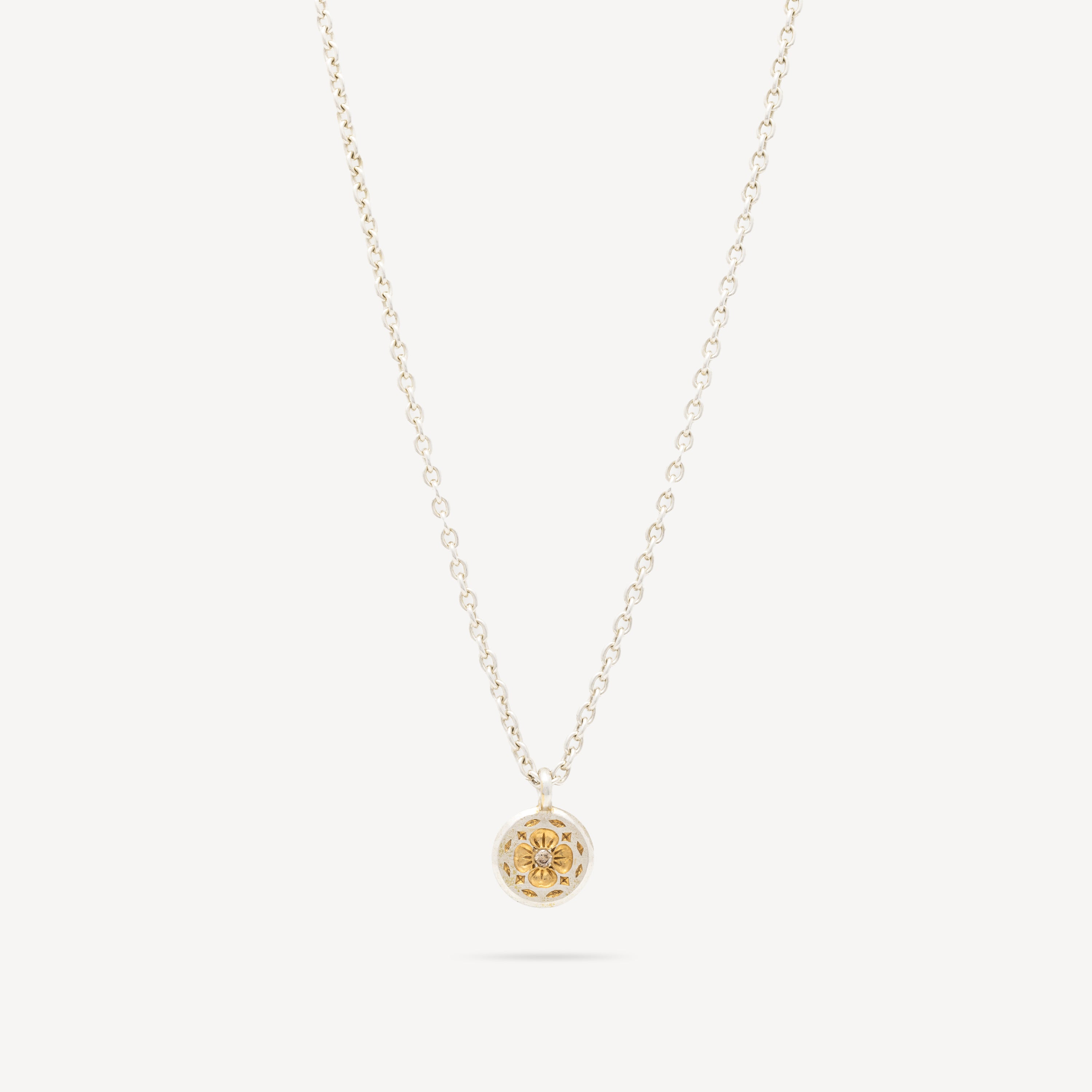 Just A Flower Diamond necklace