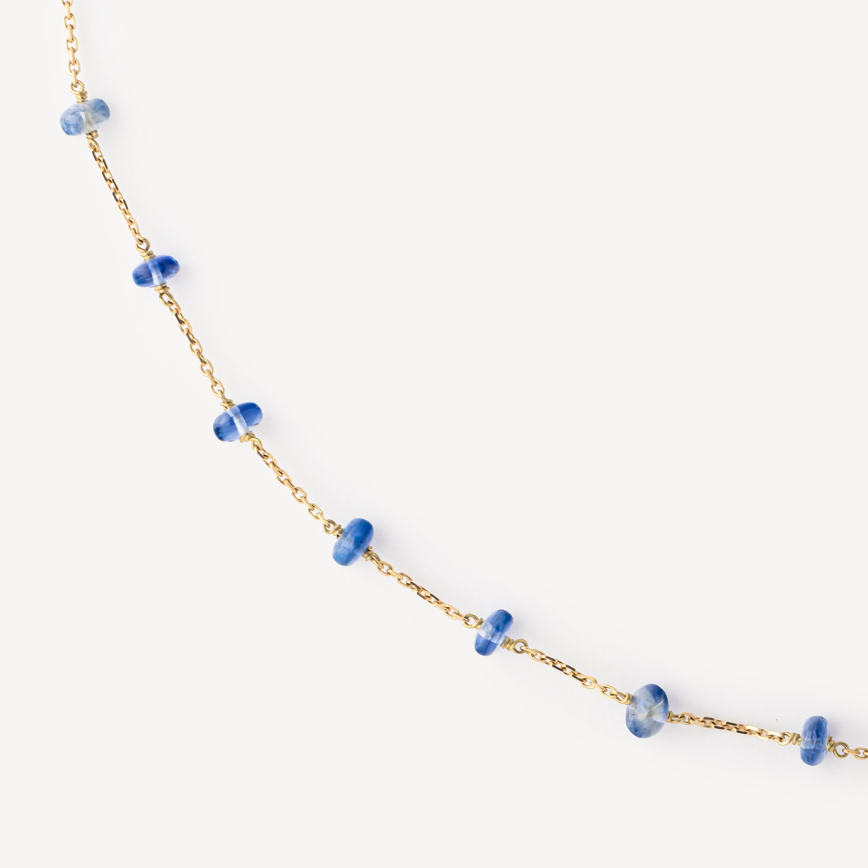 Yellow gold sapphire necklace