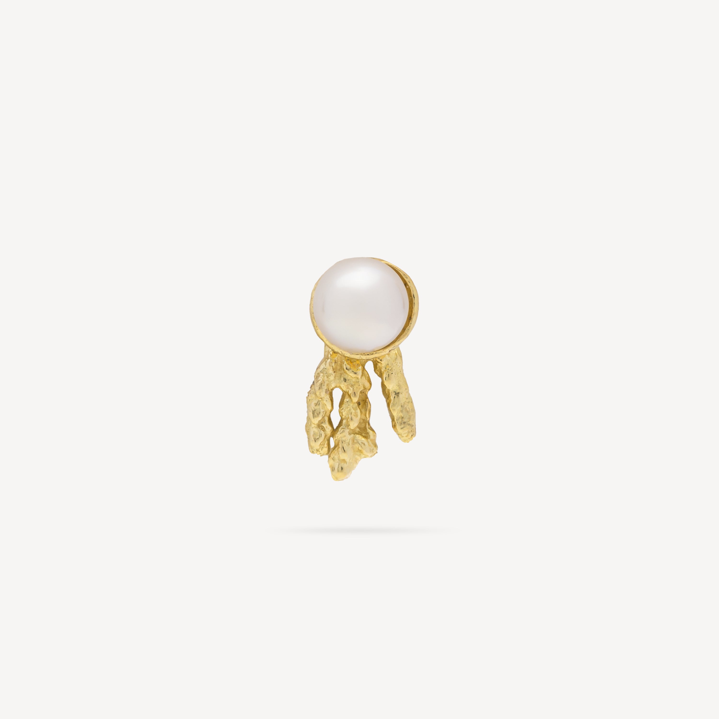 Stud Earrings Moonbeam Akoya Pearl