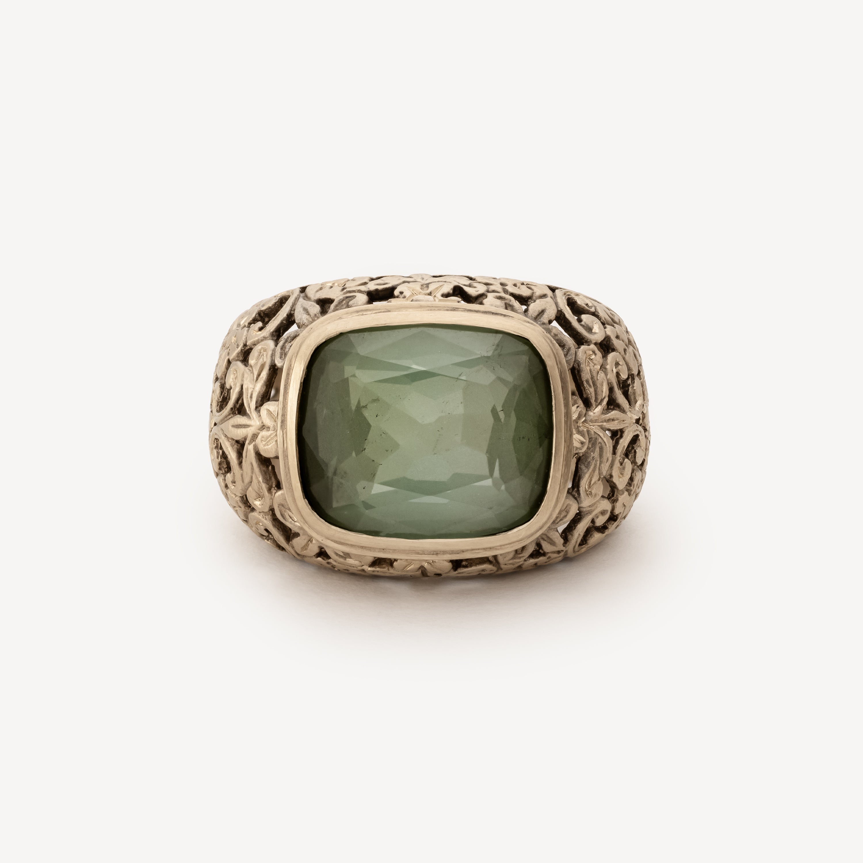 Medio Moghol White Gold Ring