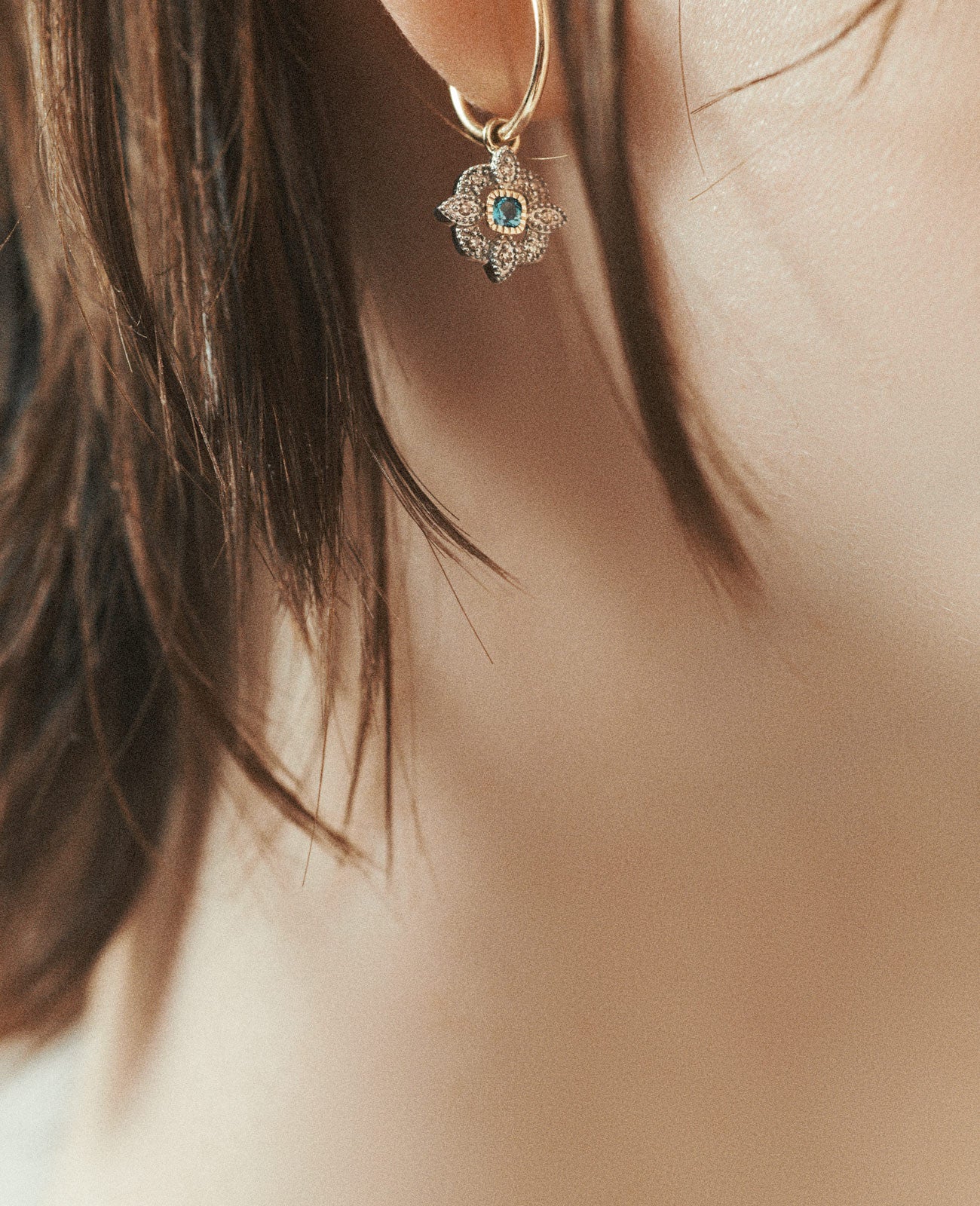 Earring Battina Topaz Blue