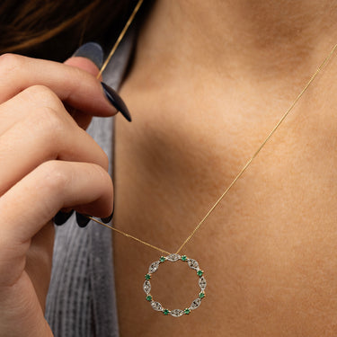 Ava n°2 Emerald necklace