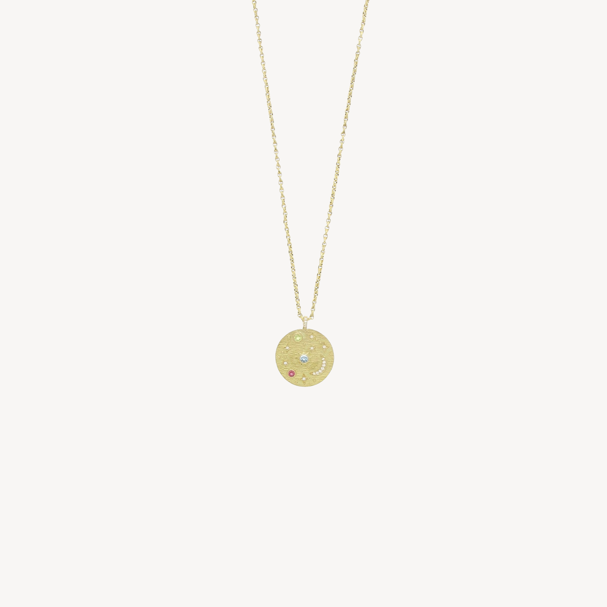 Agena yellow gold necklace