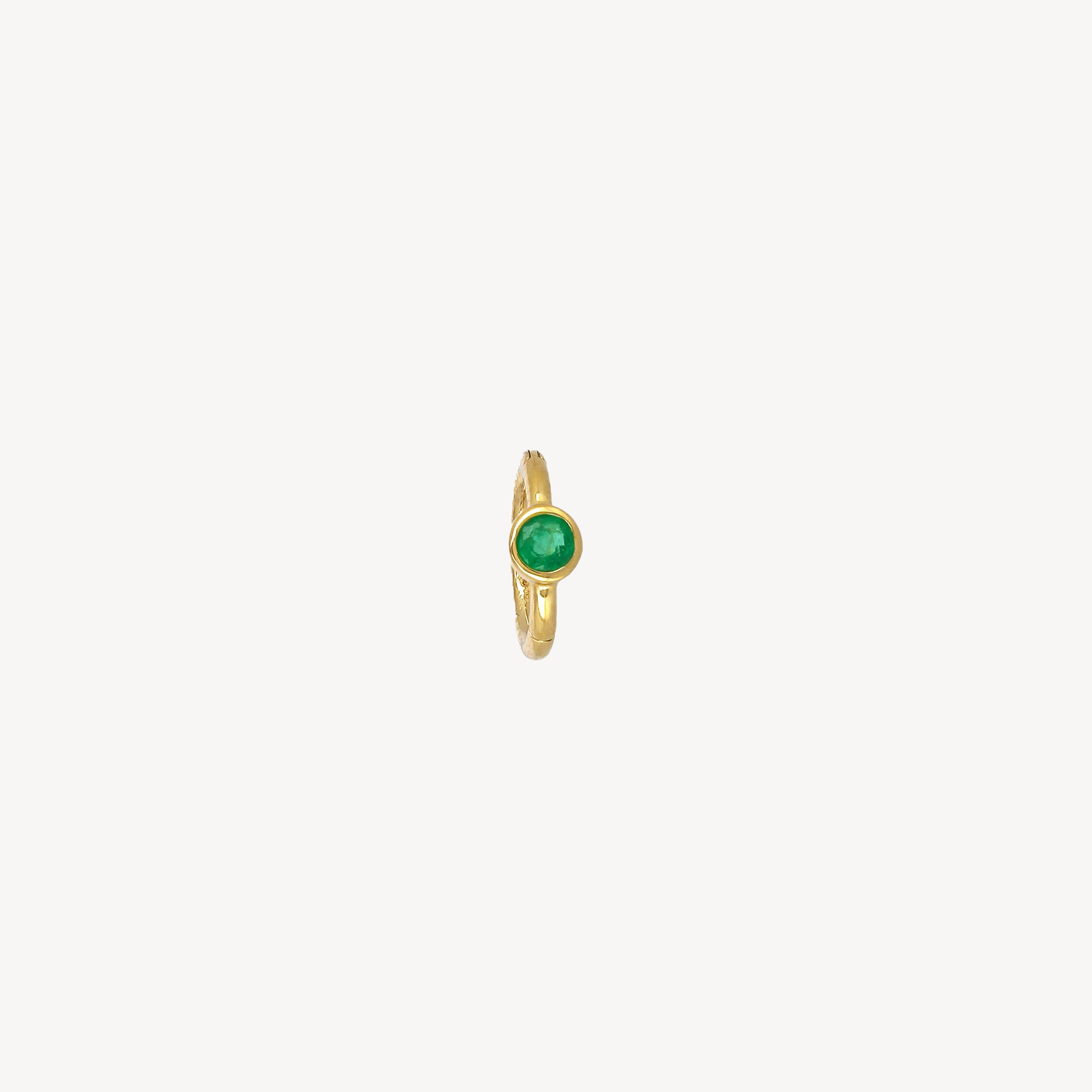 Piercing Hoop 6.5mm Yellow Gold Emerald 2.5mm