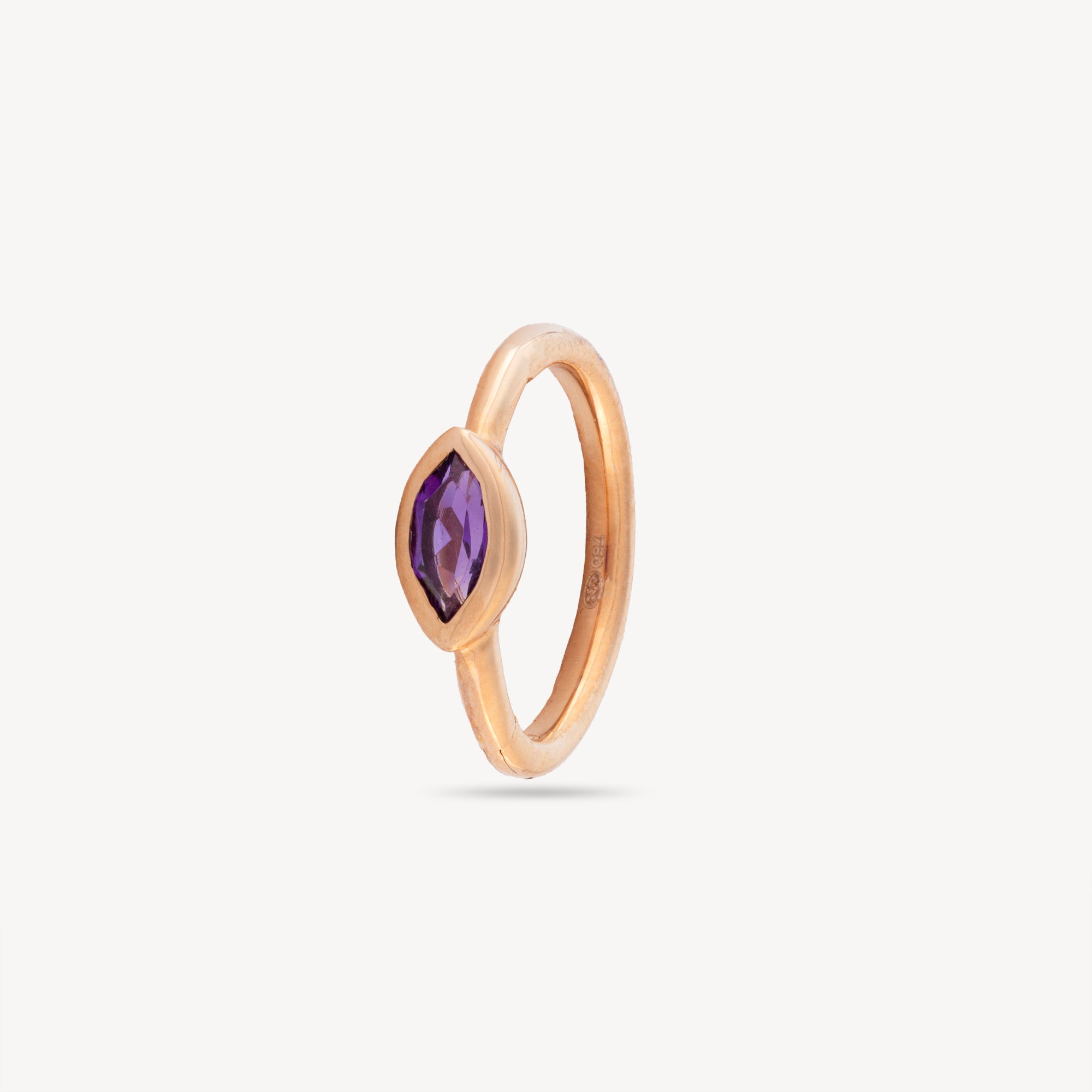 Piercing Hoop 8mm Rose Gold Amethyst closed setting 2.5mm