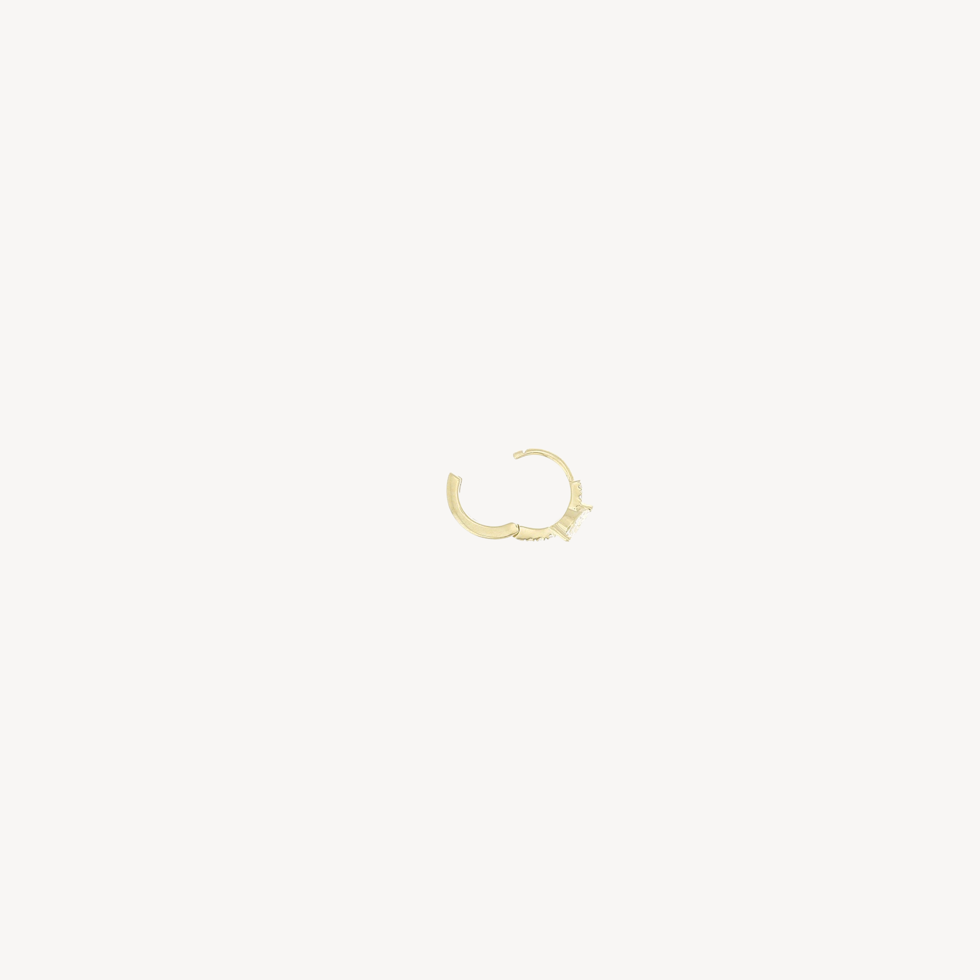 Piercing Hoop 8mm Pear 4.5mm Half Paved Yellow Gold