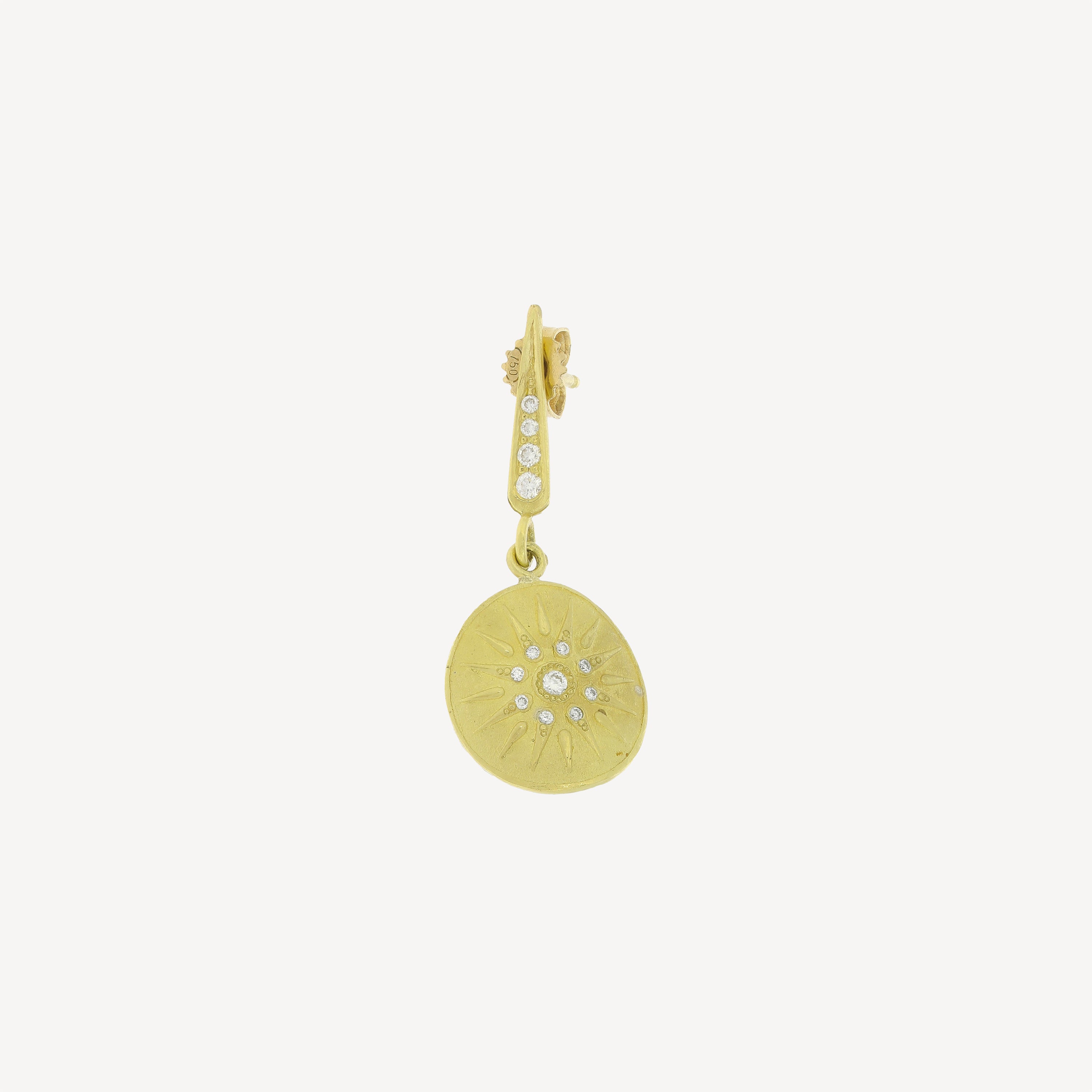 Sun yellow gold earring