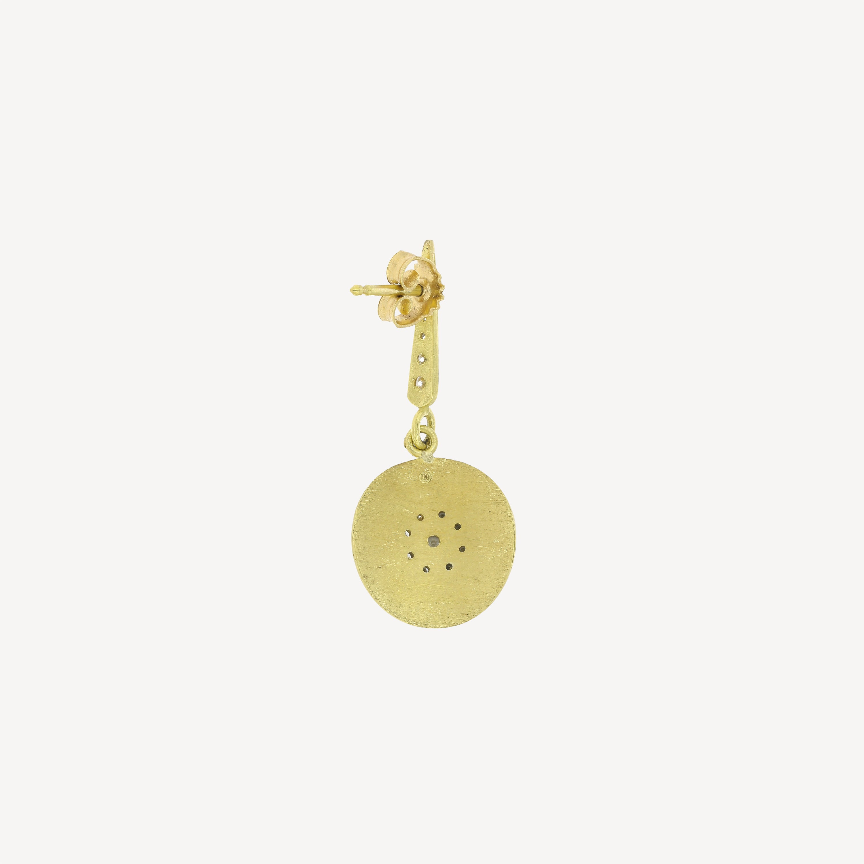 Sun yellow gold earring