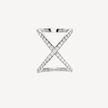 Cross Kiss Ring White Gold