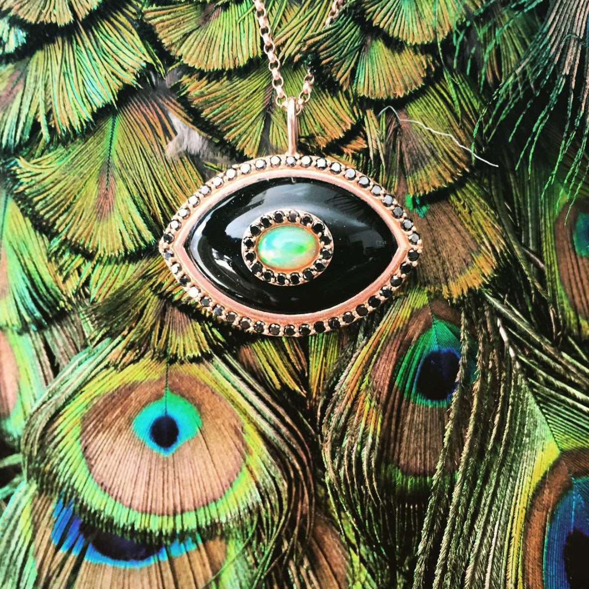 Eyecon necklace