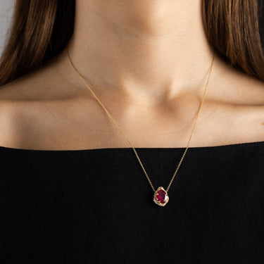 Collier Baby Queen Water Drop Ruby