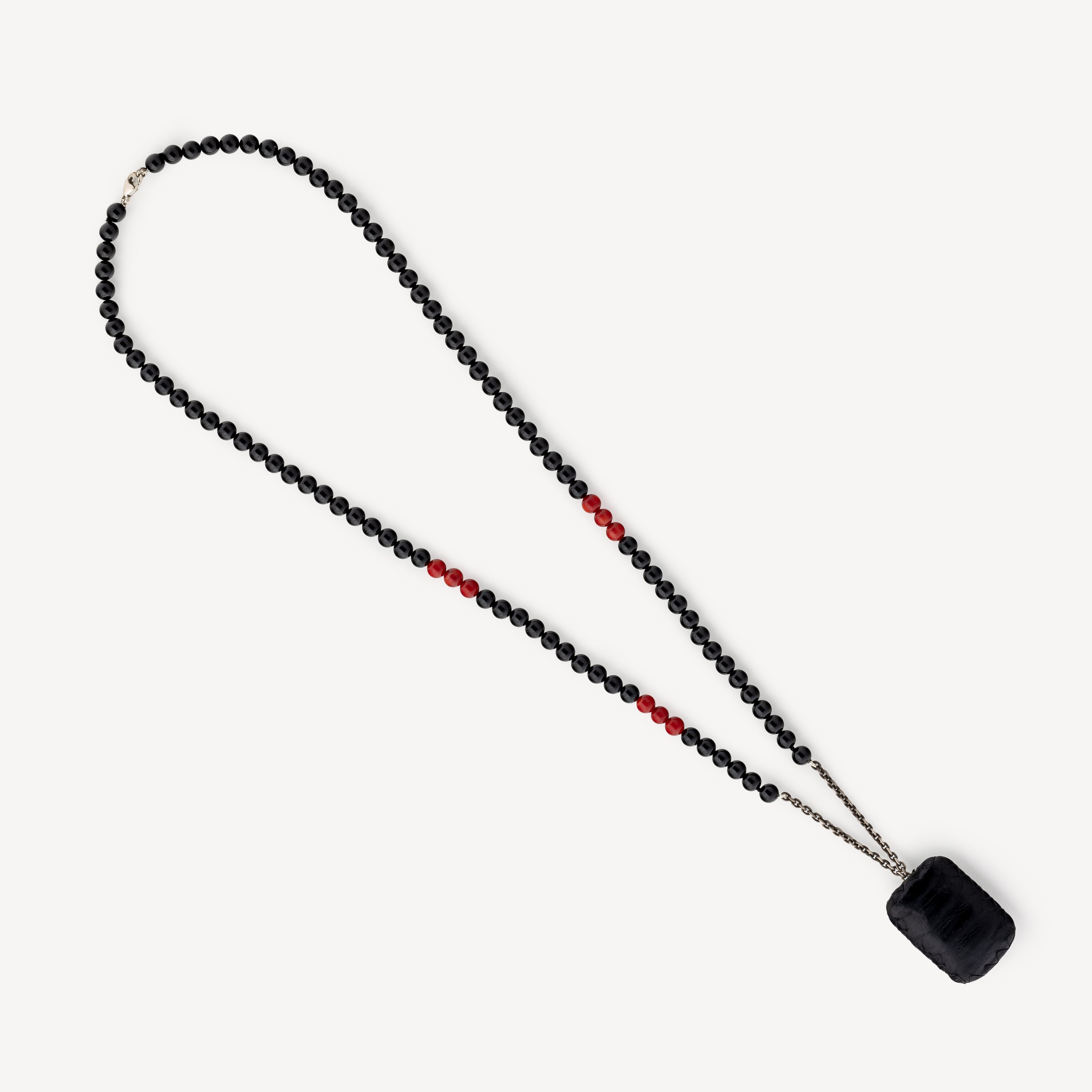 Collier Petek Noir et Rouge