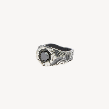 Ring aus Silber und schwarzem Diamant