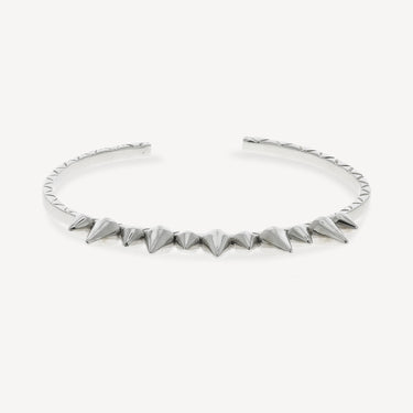 Silbernes Spike-Armband